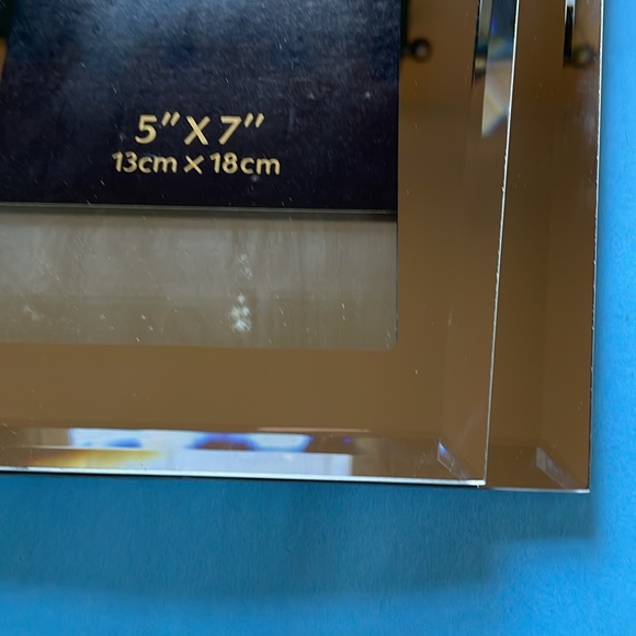Bevelled Mirror Photo Picture Frame for 5 x 7 Picture by Framestyles USA - Picture 7 of 7